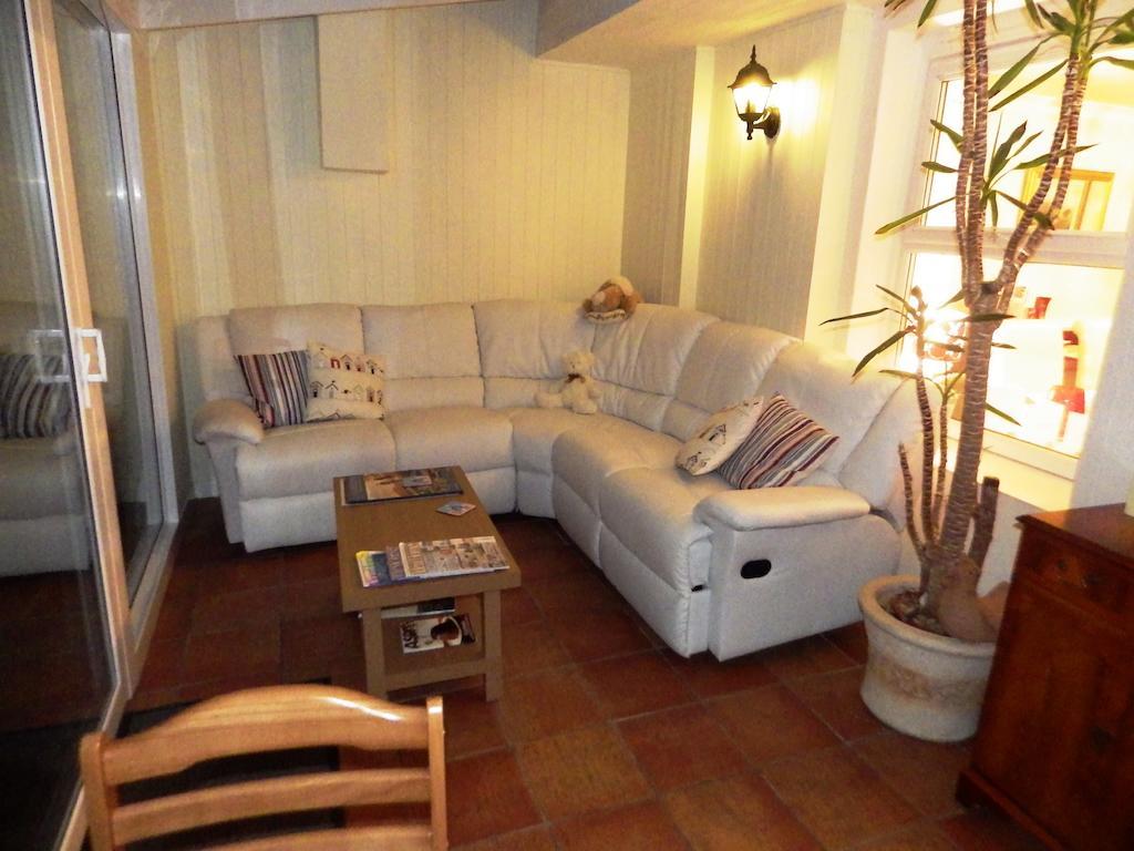 Anglesey House Bed & Breakfast Llandudno Bagian luar foto