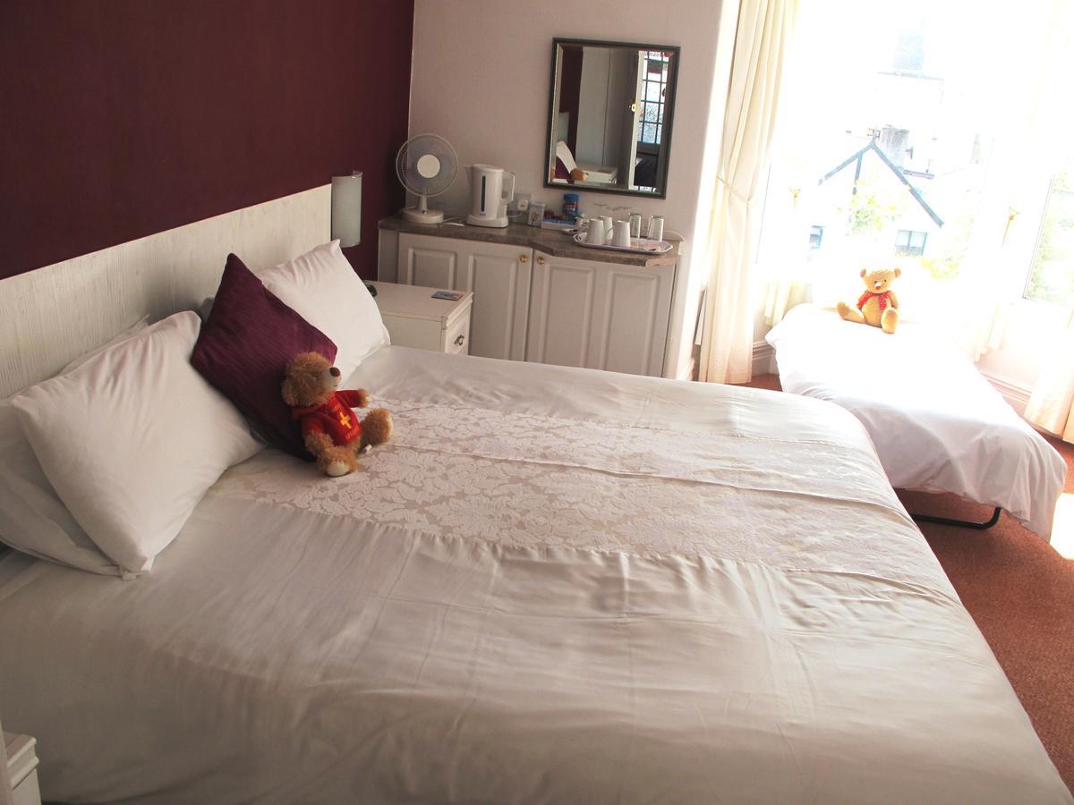 Anglesey House Bed & Breakfast Llandudno Bagian luar foto