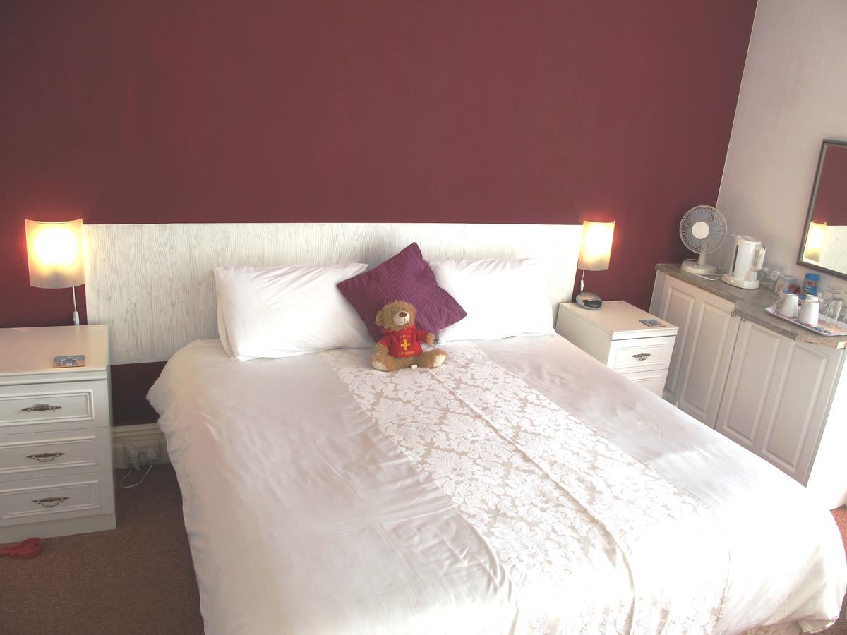 Anglesey House Bed & Breakfast Llandudno Bagian luar foto