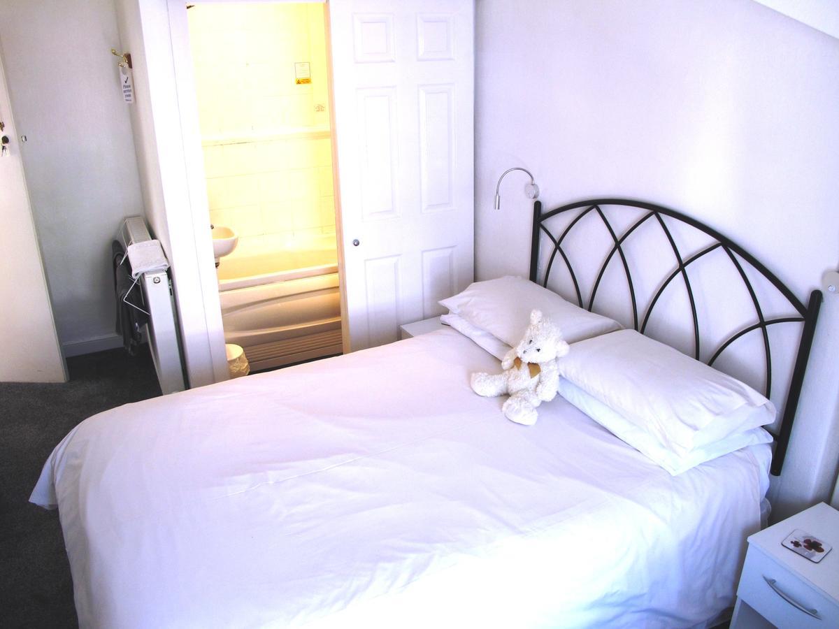Anglesey House Bed & Breakfast Llandudno Bagian luar foto